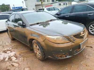 11年海马福美来小型车