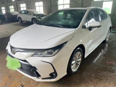 21年丰田卡罗拉小型车