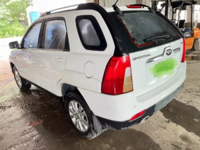15年起亚狮跑小型车