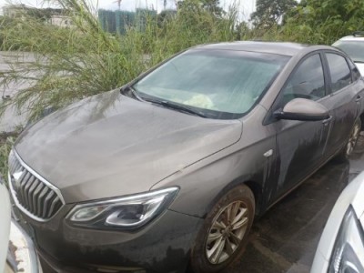 16年别克英朗小型车