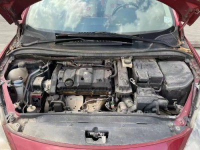 13年标致标致307小型车