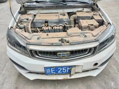 18年吉利帝豪小型车