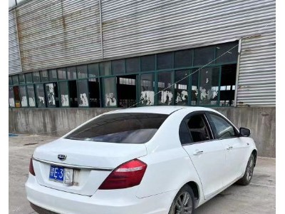 18年吉利帝豪小型车