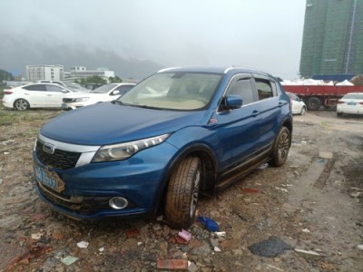 17年观致观致5中型车