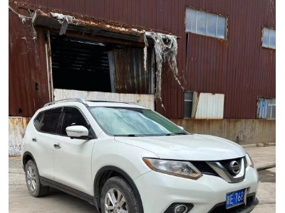 14年日产奇骏SUV
