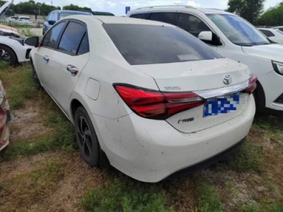 18年丰田雷凌中型车