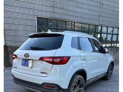 19年一汽森雅R7 EVSUV