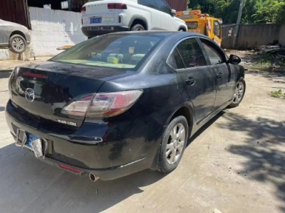 13年马自达睿翼小型车