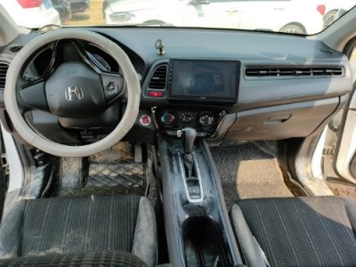 18年本田缤智中型车