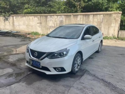 18年日产轩逸小型车
