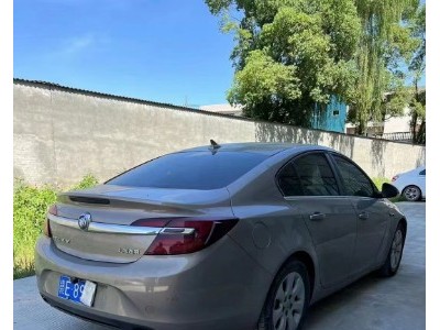 22年别克君威小型车