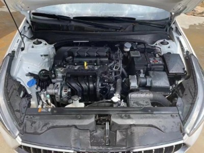 21年起亚起亚K3中型车
