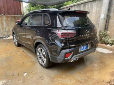 21年起亚智跑SUV