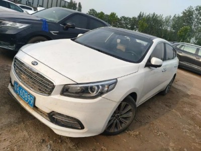 15年起亚K4小型车