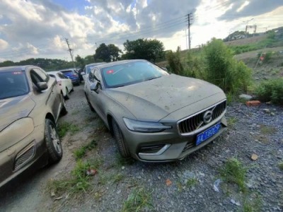 22年沃尔沃沃尔沃S60小型车