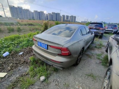 22年沃尔沃沃尔沃S60小型车