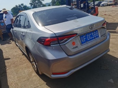 21年丰田卡罗拉小型车