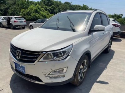 16年宝骏宝骏560SUV