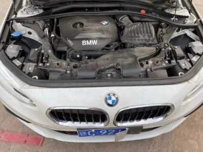 18年宝马宝马1系小型车