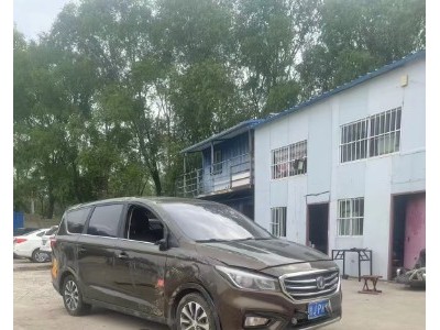 18年长安凌轩SUV