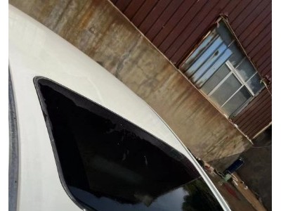 18年丰田雷凌中型车