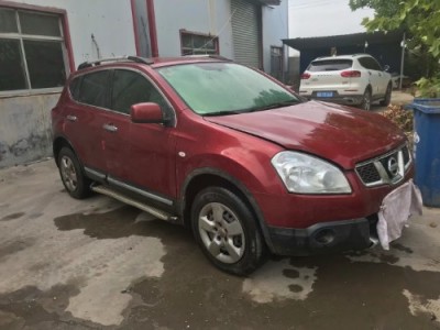 13年日产逍客SUV