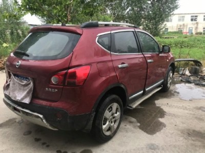 13年日产逍客SUV