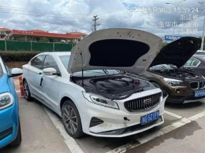 21年吉利博瑞小型车