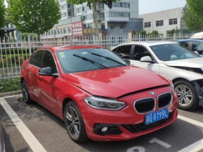 18年宝马宝马1系小型车