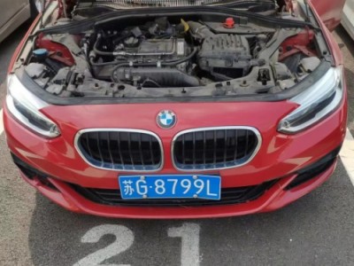 18年宝马宝马1系小型车