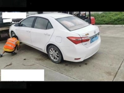 14年丰田卡罗拉小型车