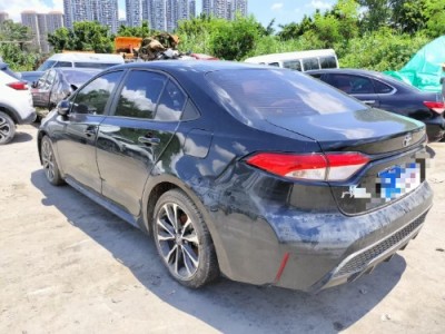 21年丰田雷凌中型车