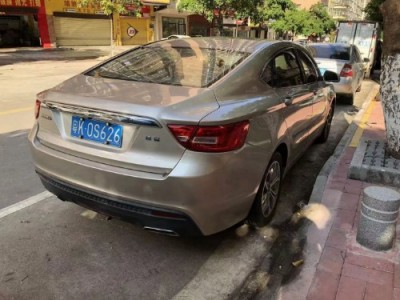 16年吉利博瑞中型车