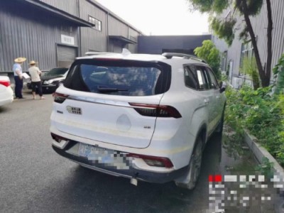 20年吉利豪越SUV