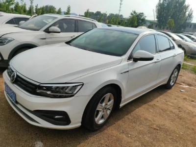 21年大众凌渡小型车