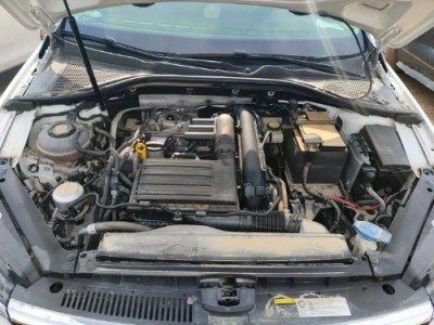 21年大众凌渡小型车