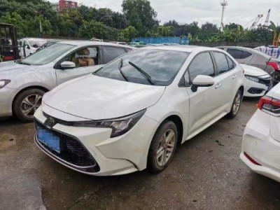 20年丰田雷凌小型车
