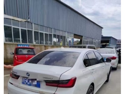 22年宝马宝马3系小型车