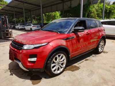 12年路虎揽胜极光SUV