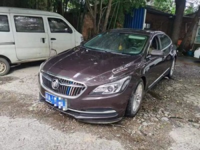 18年别克君越小型车