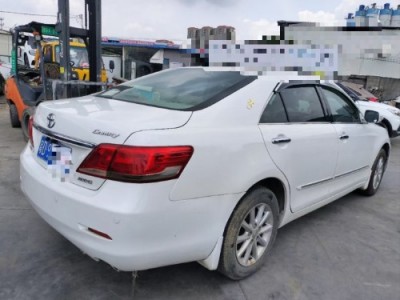 12年丰田凯美瑞小型车