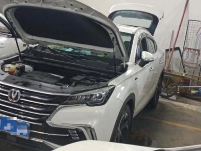 19年长安长安CS85SUV