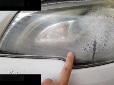 15年丰田花冠小型车