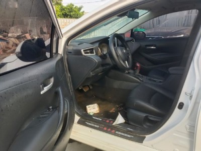 21年丰田卡罗拉小型车