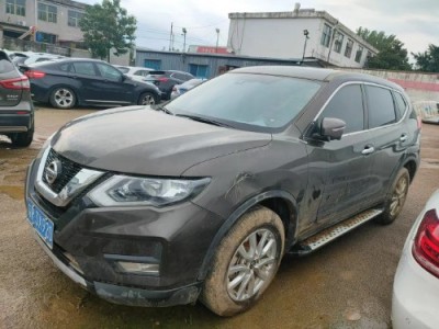 21年日产奇骏SUV