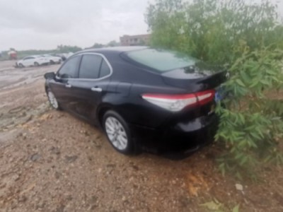 19年丰田凯美瑞中型车