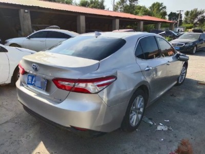 21年丰田凯美瑞小型车