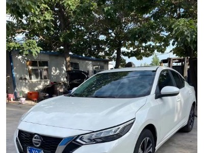 21年日产轩逸小型车