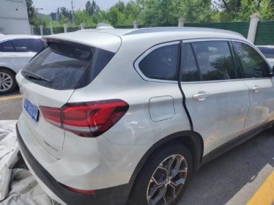 22年宝马宝马X1SUV