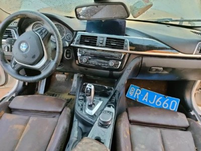 19年宝马宝马3系小型车